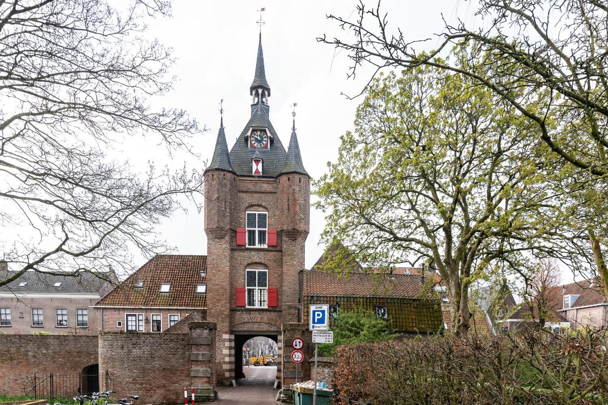 Luxe En Ruim Appartement In Rijksmonument Vianen Exterior photo